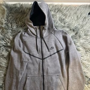 Nike Sportswear Men's Tech Fleece Full-Zip Hoodie, Size L - Black/Gray